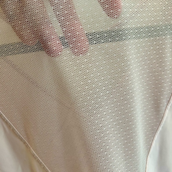 lululemon athletica pale pink For the Run Tee size 12 - Picture 4 of 6